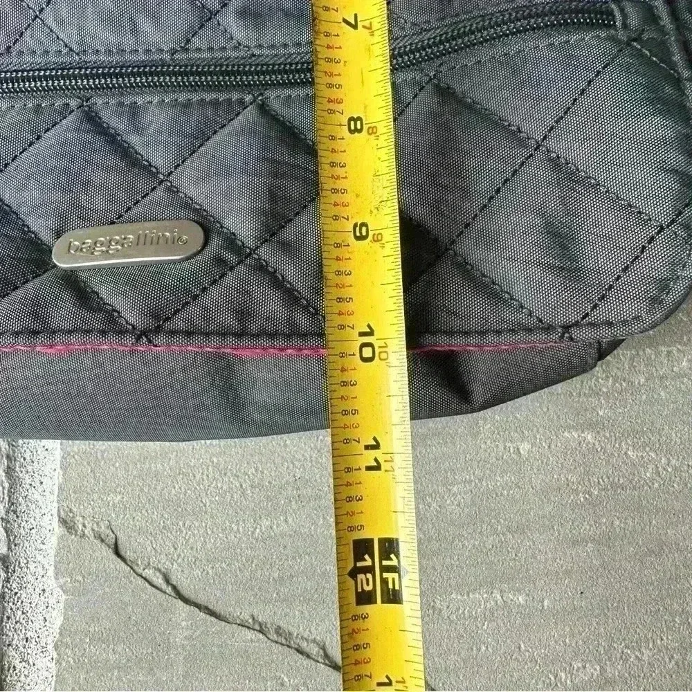 Baggallini Gray Quilted Crossbody Messenger Triple Zip‎ Flap Bag Purse w Pouch